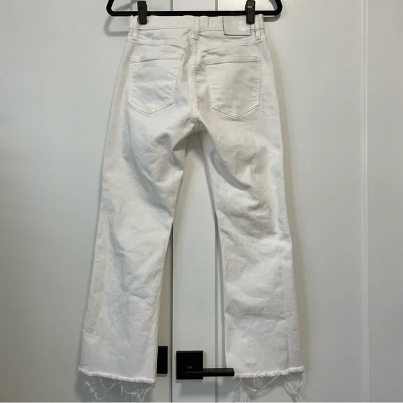 SOLD // Aritzia Denim Forum The Bailey High Rise Crop Flare White Size 25 #73271 - Picture 9 of 10